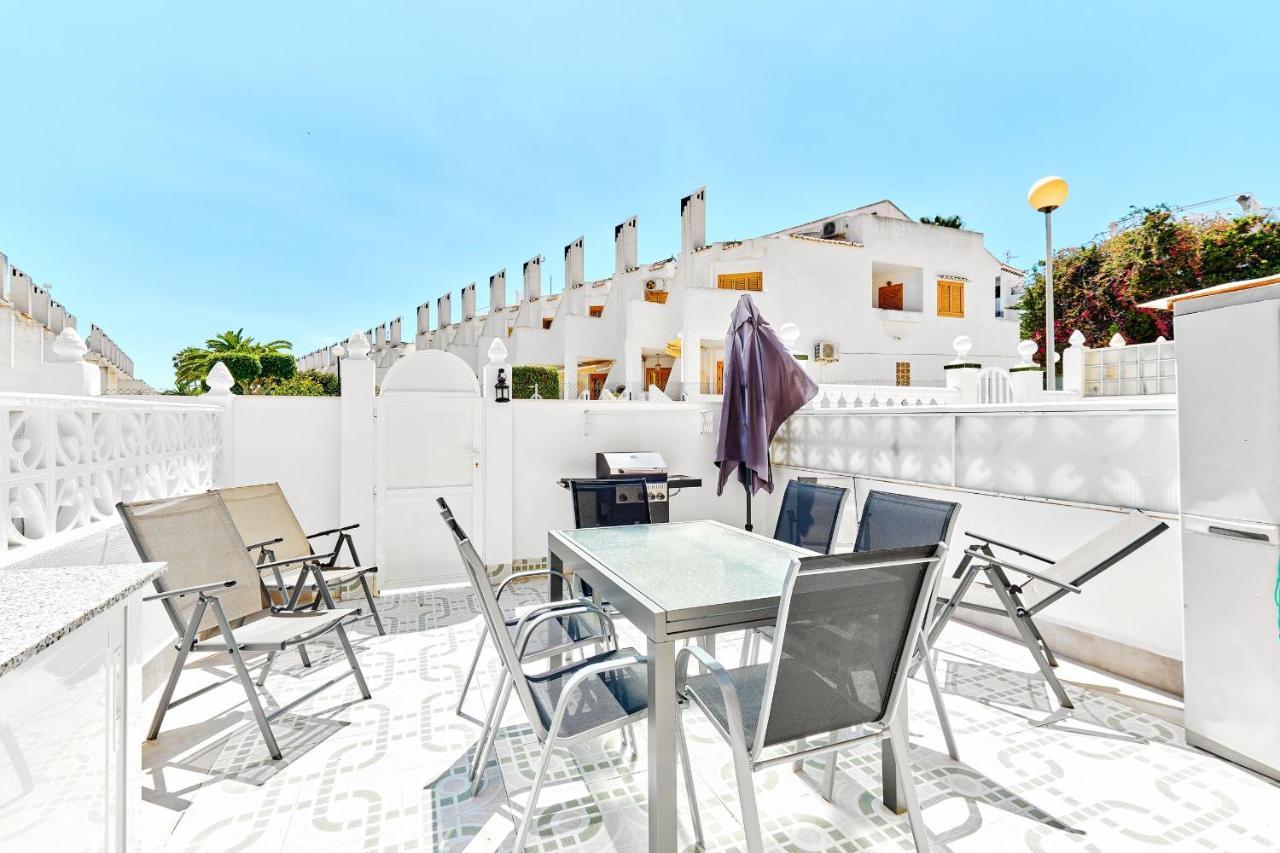 Espanhouse Sonia In La Zenia Playas De Оріуела Екстер'єр фото