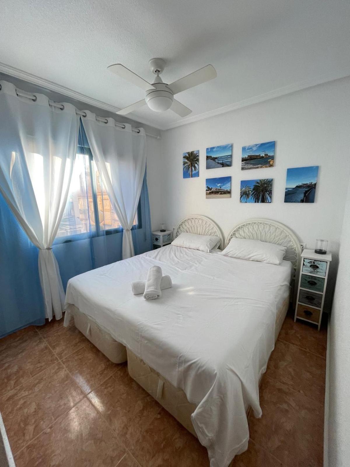 Espanhouse Sonia In La Zenia Playas De Оріуела Екстер'єр фото